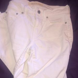 White gap jeans